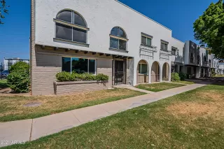 Photo #5: 6293704 Listing