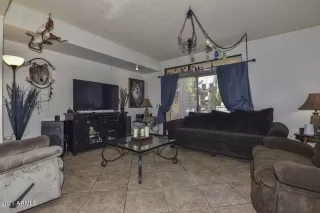 Photo #4: 6293799 Listing