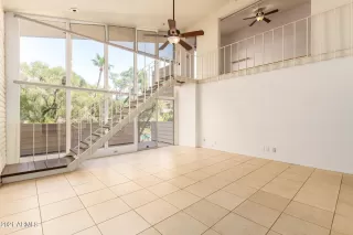 Photo #3: 6293858 Listing