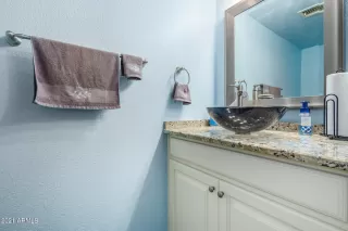 Photo #4: 6293890 Listing