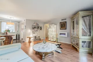 Photo #2: 6294015 Listing