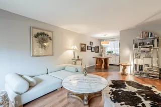 Photo #3: 6294015 Listing