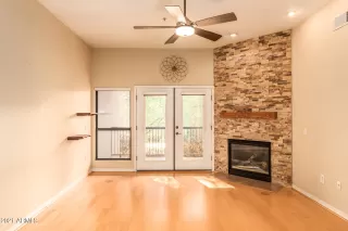 Photo #6: 6294060 Listing