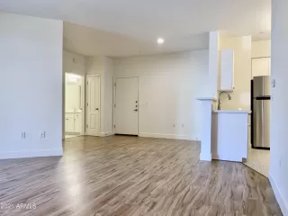 Photo #6: 6294262 Listing 