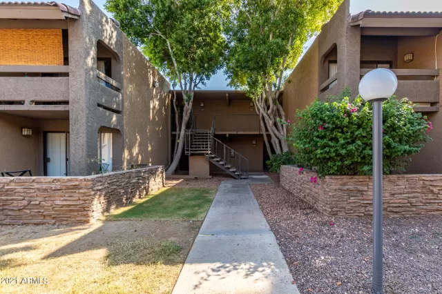 MLS: 6294355 Condo For Sale