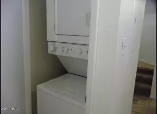 Photo #6: 6294454 Listing