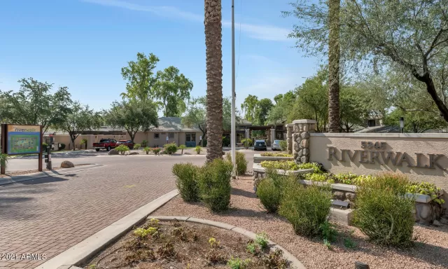 MLS: 6294548 Condo For Sale