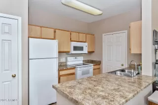 Photo #2: 6294548 Listing