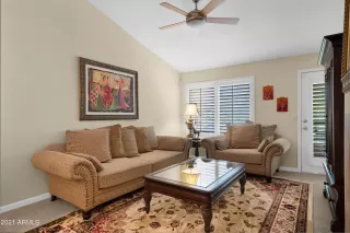 Photo #6: 6294689 Listing