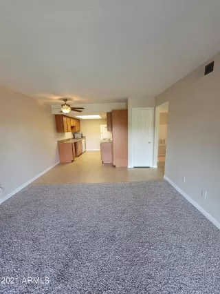 Photo #4: 6294928 Listing