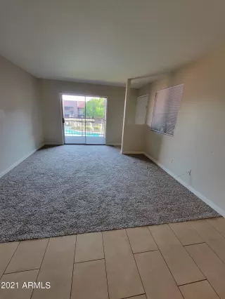 Photo #5: 6294928 Listing