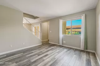 Photo #2: 6294986 Listing