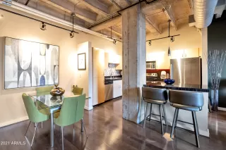 Photo #3: 6295030 Listing