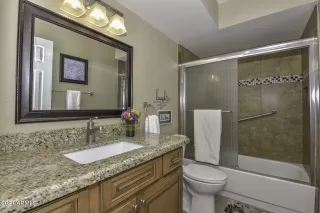 Photo #4: 6295032 Listing