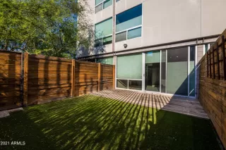 Photo #2: 6295046 Listing 