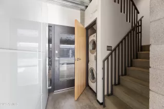 Photo #5: 6295046 Listing 