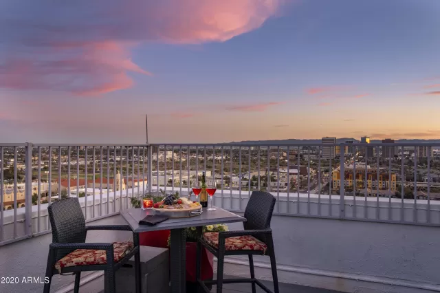 MLS: 6295122 Condo For Sale