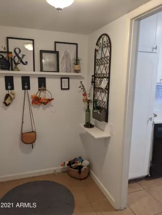 Photo #3: 6295249 Listing