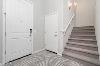 Photo #2: 6295903 Listing 