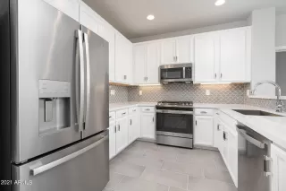 Photo #4: 6295903 Listing 