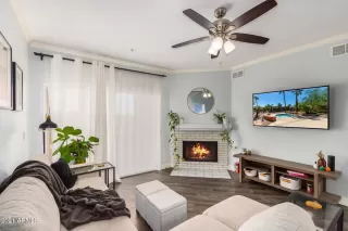 Photo #6: 6296088 Listing