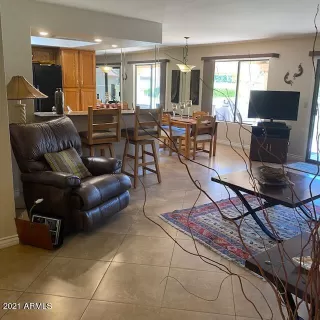 Photo #6: 6296116 Listing