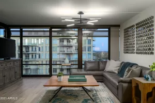 Photo #3: 6296165 Listing