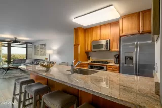Photo #4: 6296165 Listing