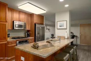 Photo #5: 6296165 Listing