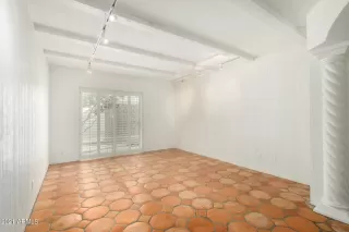 Photo #3: 6296240 Listing