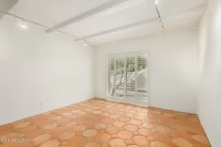 Photo #4: 6296240 Listing