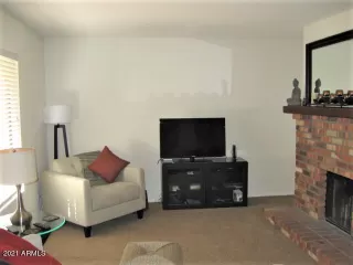 Photo #3: 6296296 Listing