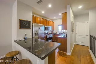 Photo #4: 6296426 Listing