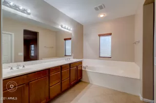 Photo #6: 6296478 Listing 