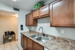 Photo #4: 6296574 Listing