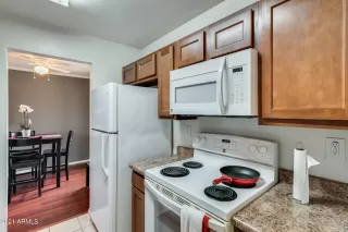 Photo #6: 6296574 Listing