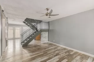 Photo #5: 6296610 Listing