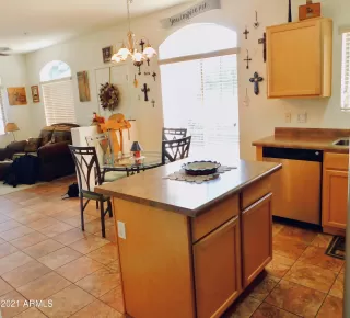 Photo #4: 6296729 Listing