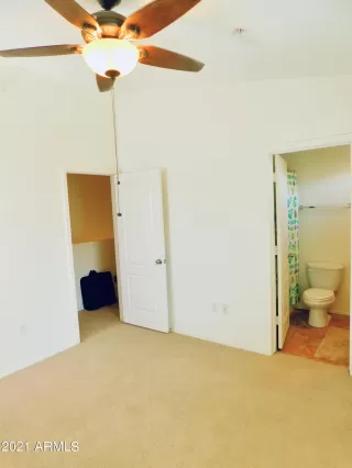 Photo #6: 6296729 Listing