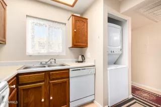 Photo #4: 6296873 Listing