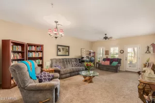 Photo #2: 6296926 Listing