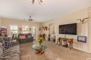 Photo #3: 6296926 Listing