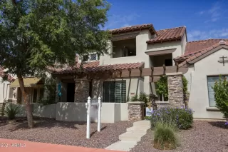 More Details about MLS # 6296981 : 804 W VILLAGE PARKWAY