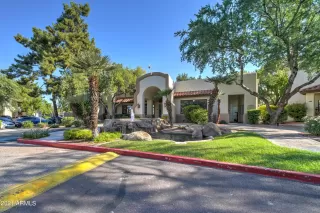 Photo #2: 6297017 Listing 