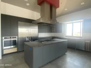 Photo #5: 6297113 Listing