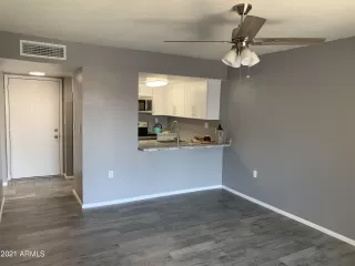 Photo #2: 6297265 Listing