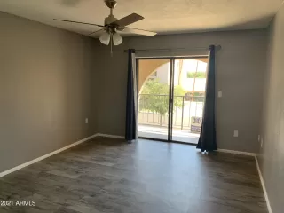 Photo #3: 6297265 Listing