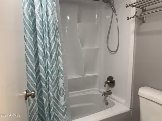 Photo #4: 6297265 Listing