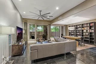 More Details about MLS # 6297338 : 9714 N 3RD DRIVE