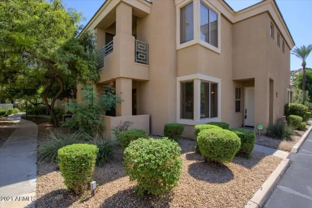 MLS: 6297372 Condo For Sale